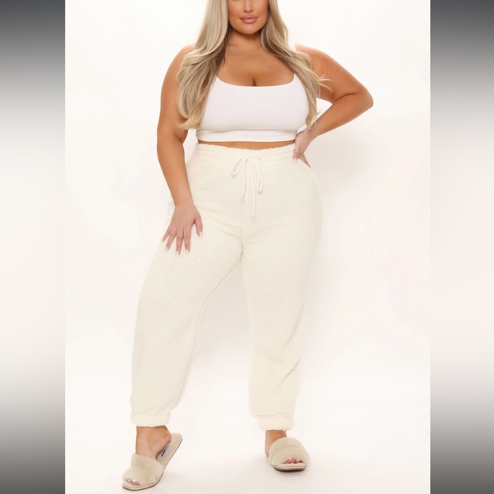 Oh So Cozy Sweatpant - Fashion Nova